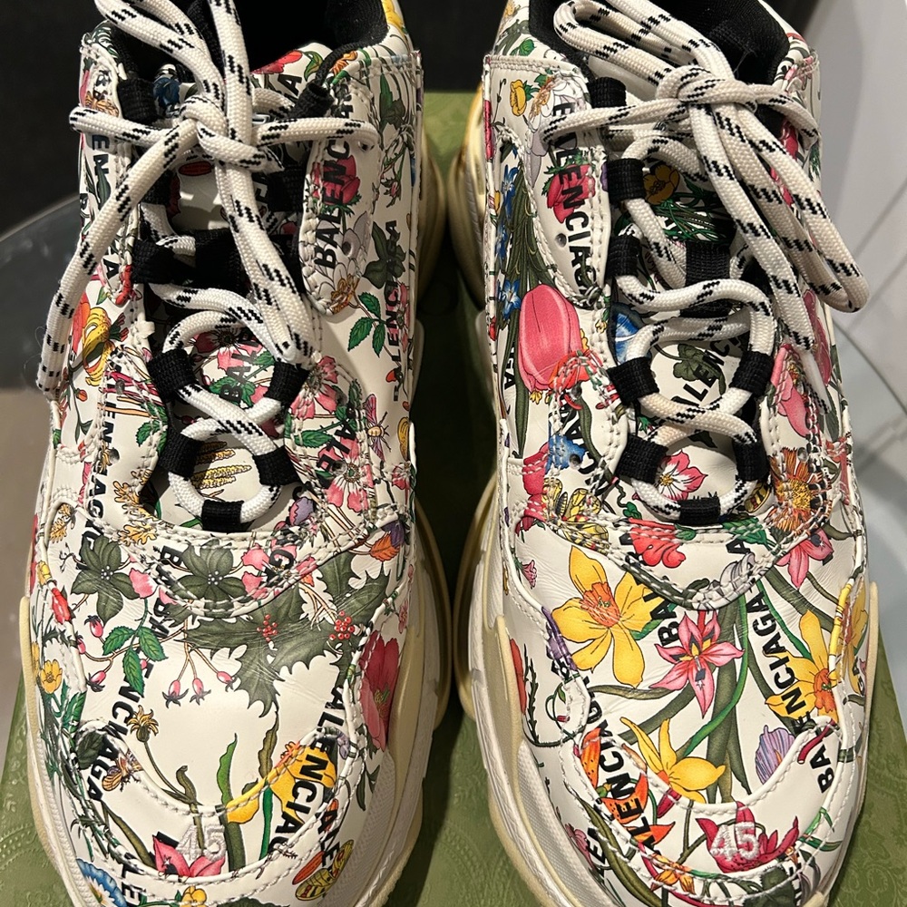 Gucci Multicolor Floral Sneakers - Picture 3 of 5